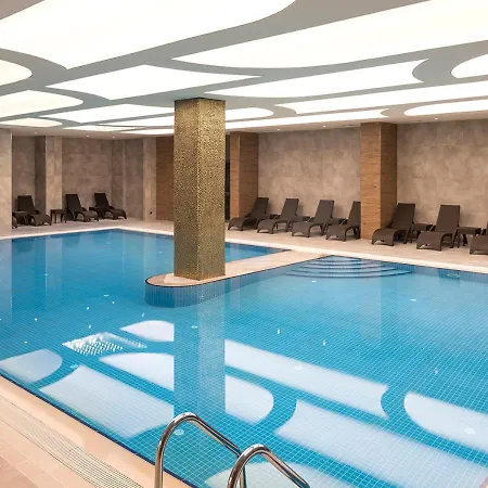 Otel Ramada Plaza By Wyndham 5*